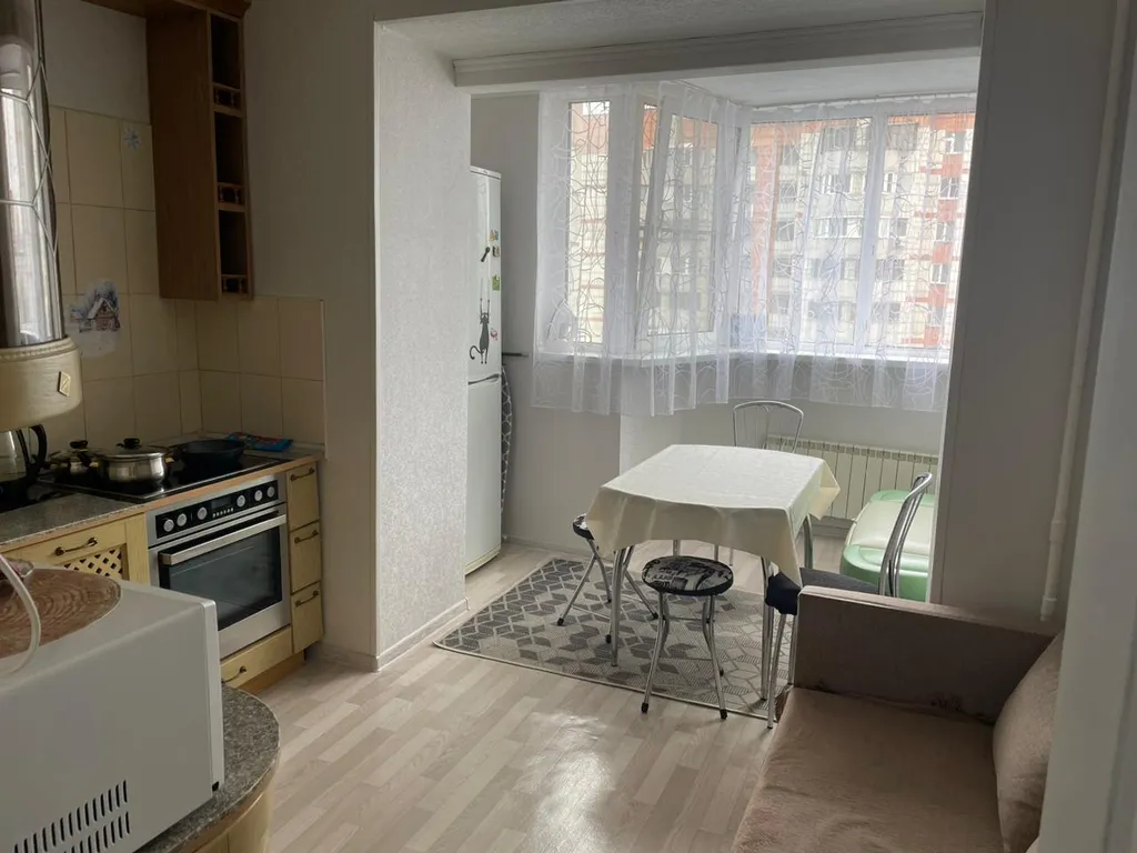 Уютная однокомнатная квартира — аренда посуточно в Казань