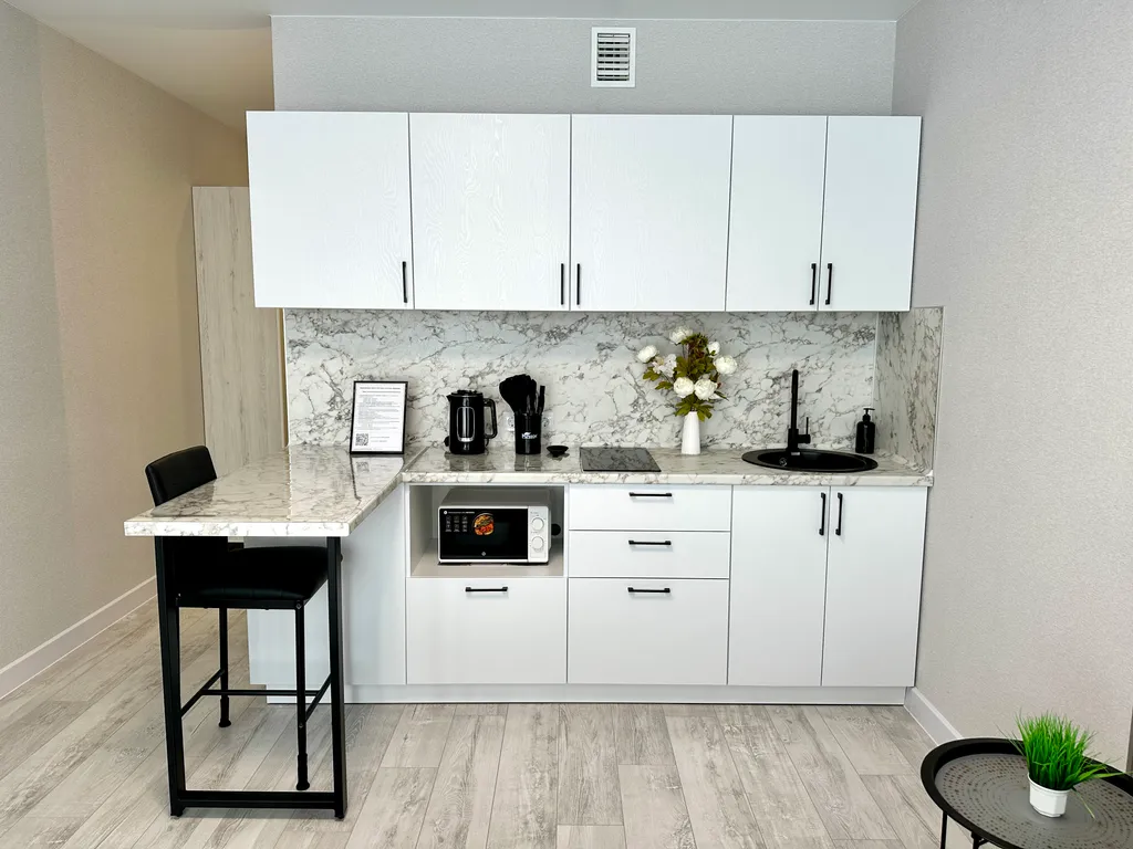 Студия с красивым видом на реку Свияга и набережную