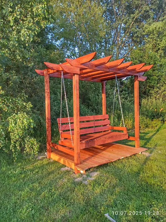 Коттедж Домик с характером — Белоозёрский