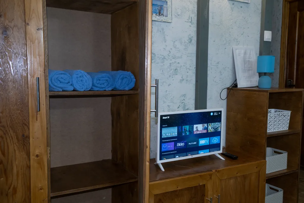 Квартира Квартира Четырёхместный номер с двуспальной и двухъярусной кроватями — Сухум