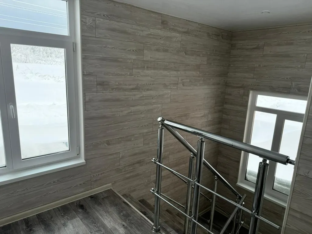 Двухэтажный дом с баней и бассейном