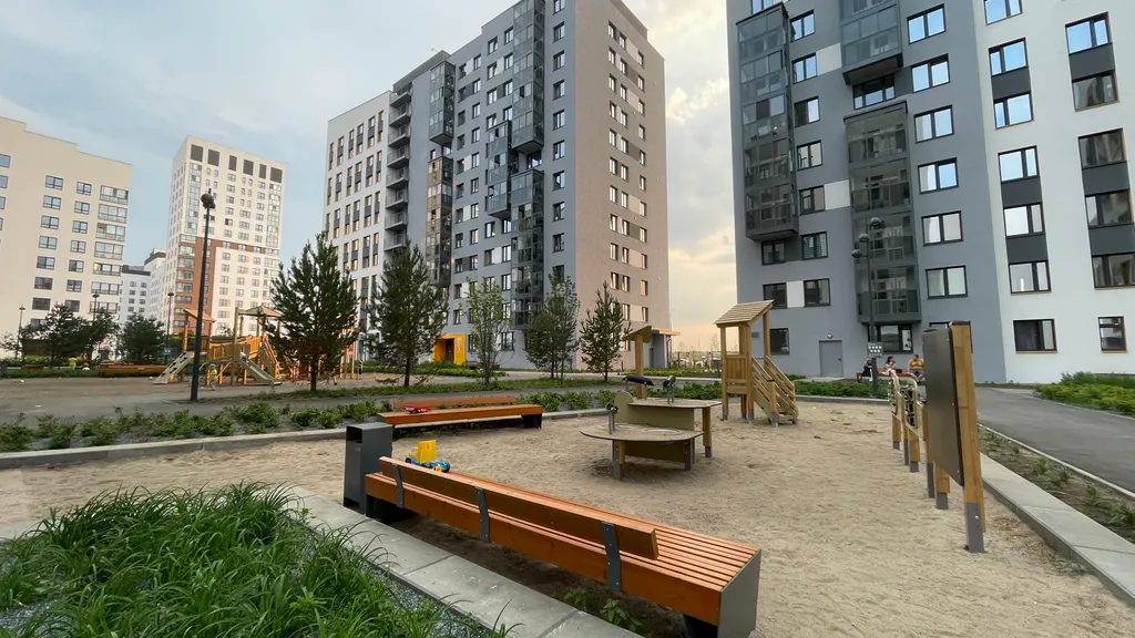 Квартира Квартира Не в отеле, а в квартире рядом с арена авто солнечный — Екатеринбург