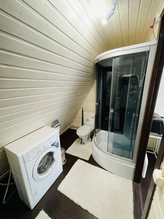 Коттедж Уютный дом в 15 минутах от центра Казани  на берегу залива Волги — Казань