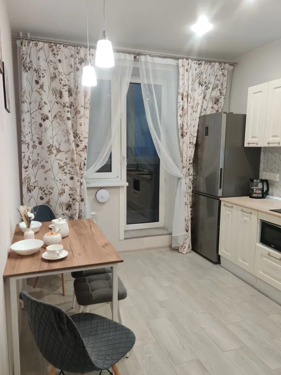 Красивая квартира в новом доме.Рядом ТЦ Сафари, Северный Народный Хор.