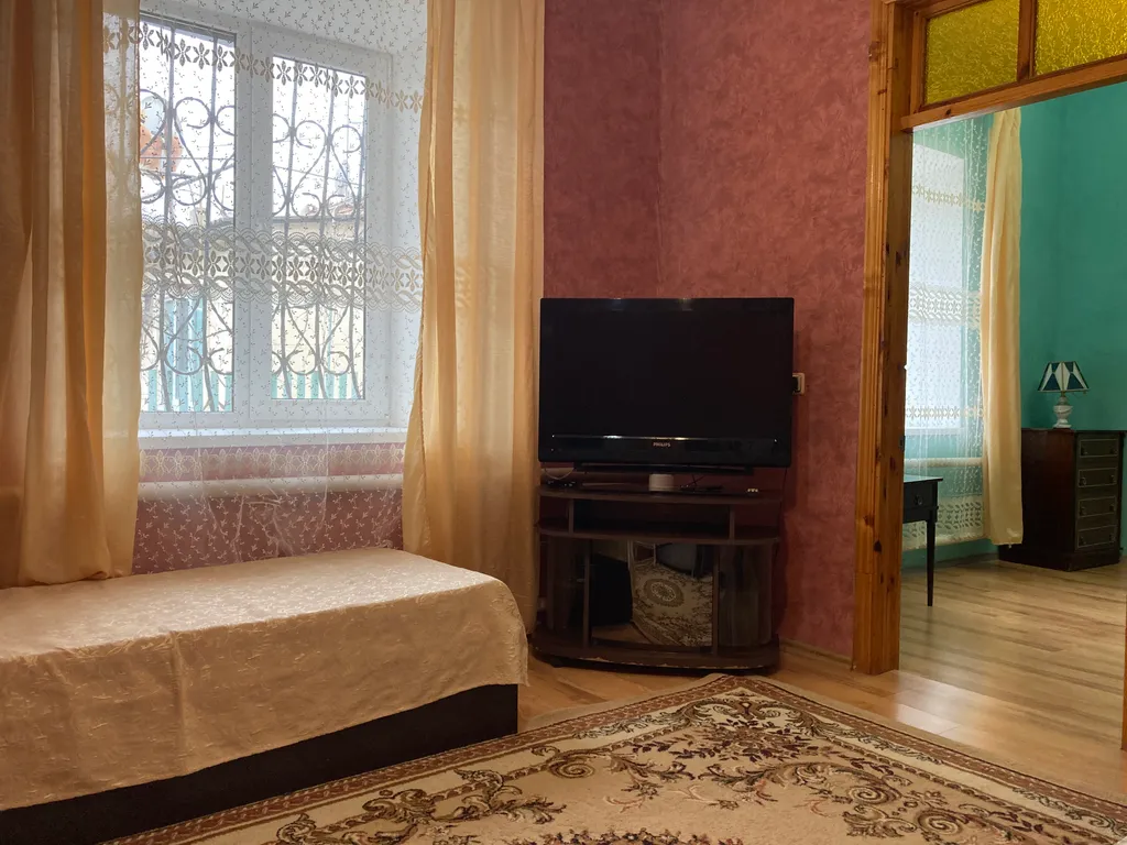 Квартира 2 комнатная квартира с двориком на Пушкина — Евпатория