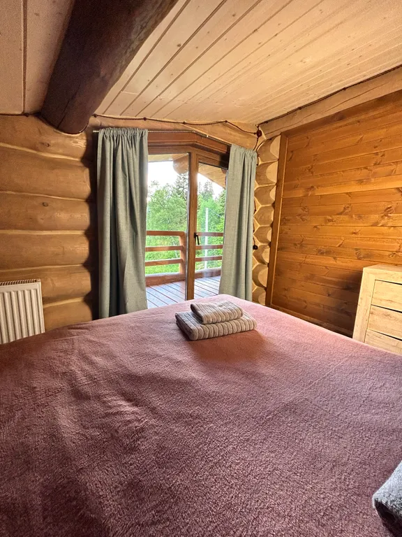 Просторное шале с видом на горы без соседей