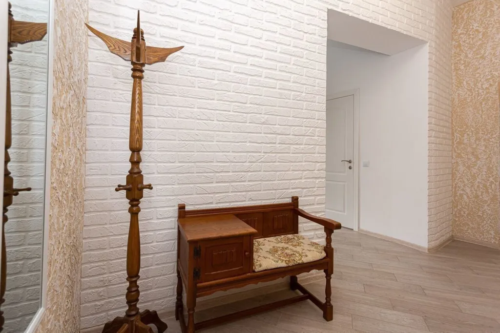 Кpаcивая квартира в Дворянскoм гнездe