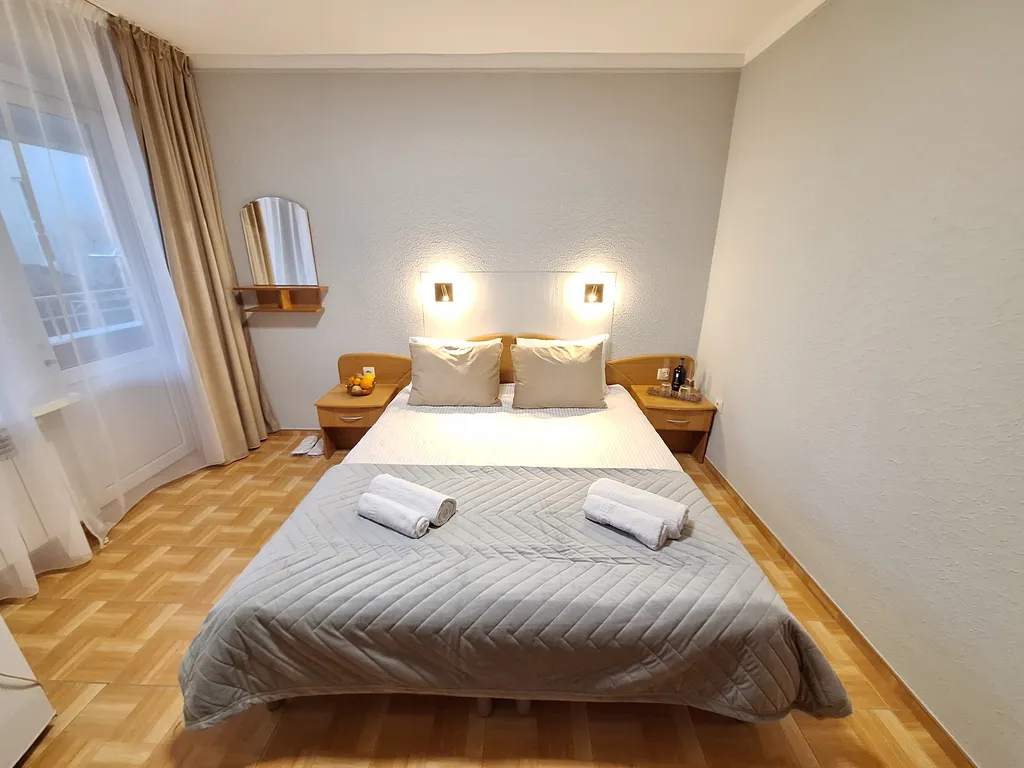 Квартира Квартира Небо-трёхместный комфортный номер с кроватями twin/dbl, диван — Геленджик