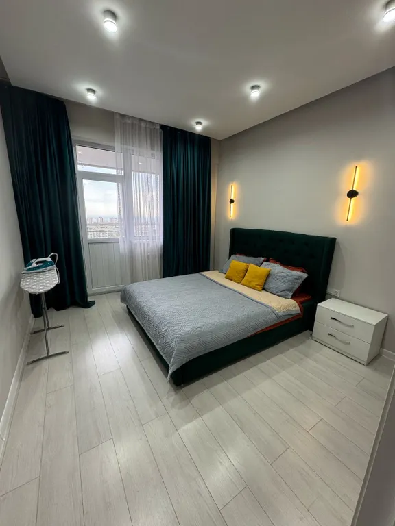 Просторная 2-комнатная квартира в элитном районе Алматы