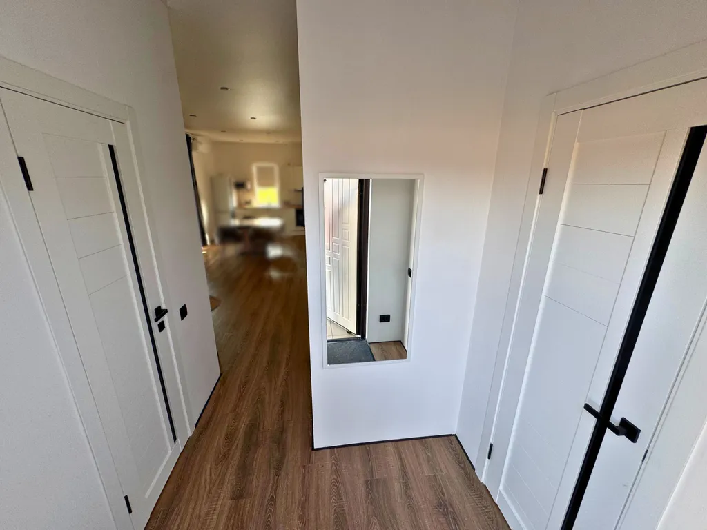 Дом с бассейном