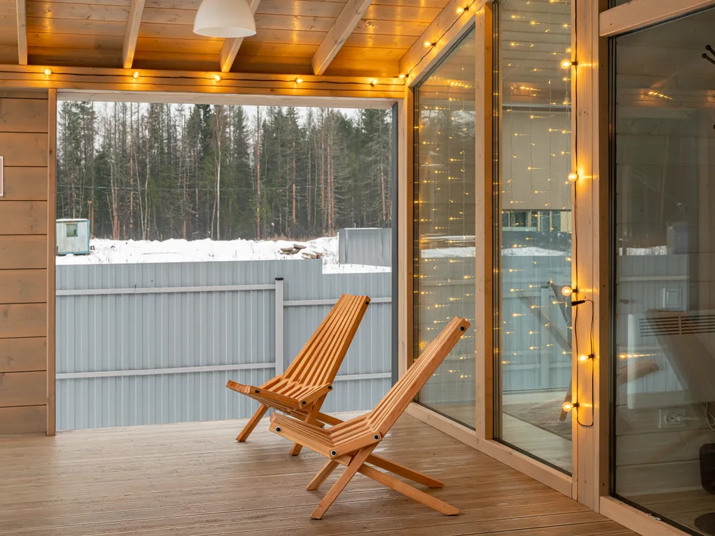 Семейный дом с камином