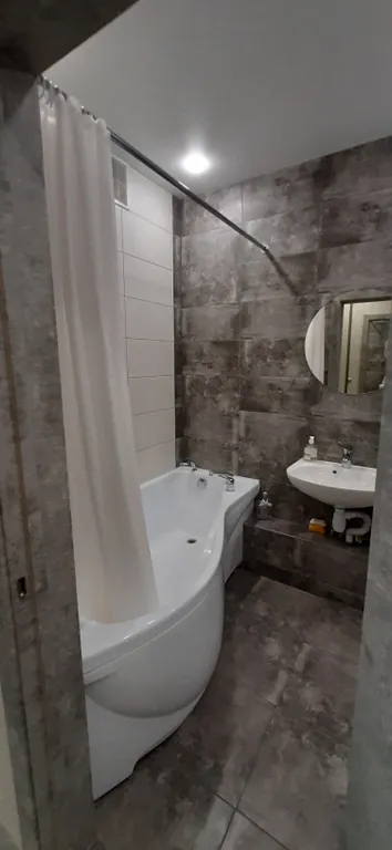 Отличная квартира,  центр, парковка