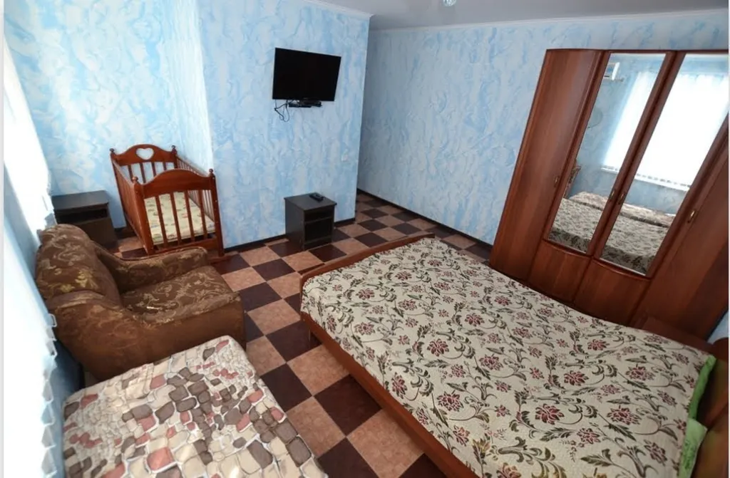 Однокомнатная квартира на первом этаже #2