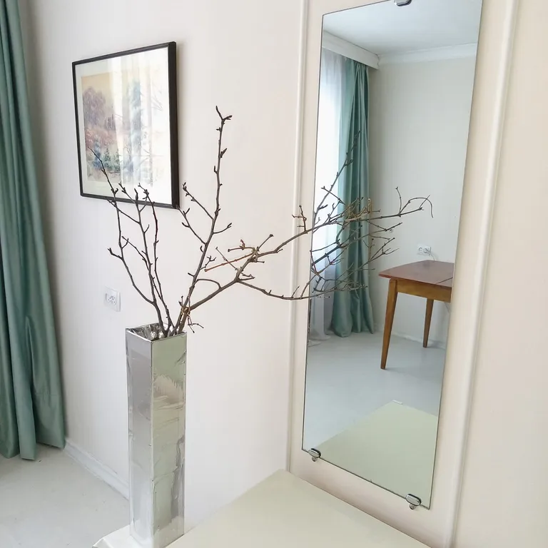 Трехкомнатная квартира 63м в Орбите