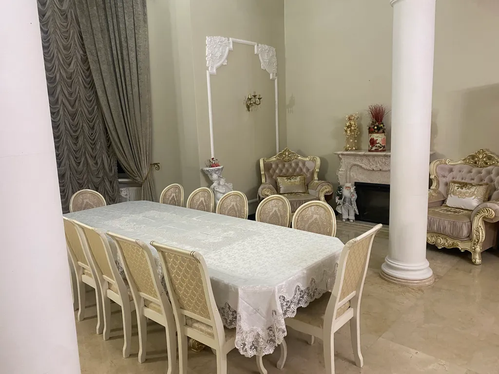 Коттедж с сауной и бассейном