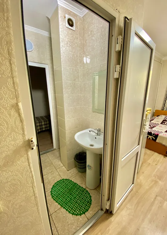 Для большой компании,отдельный вход,сан.узел совмещён