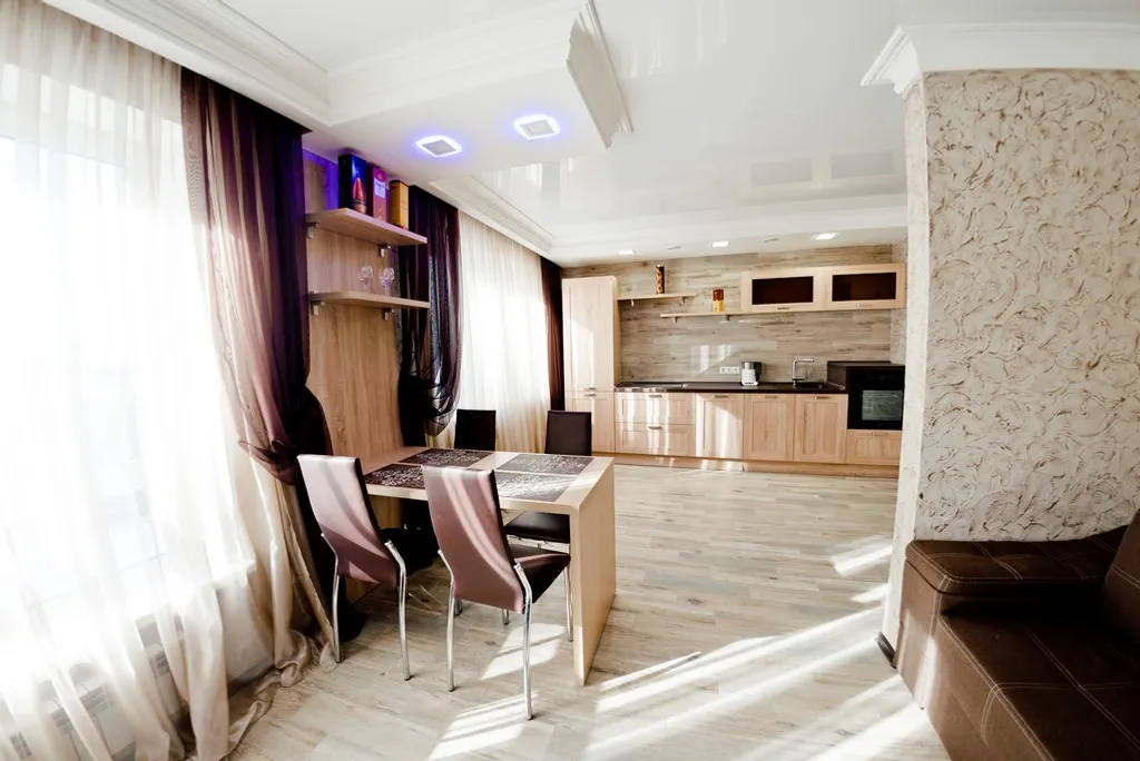 Евродвушка с дизайнерским ремонтом (рядом с ОГУ)