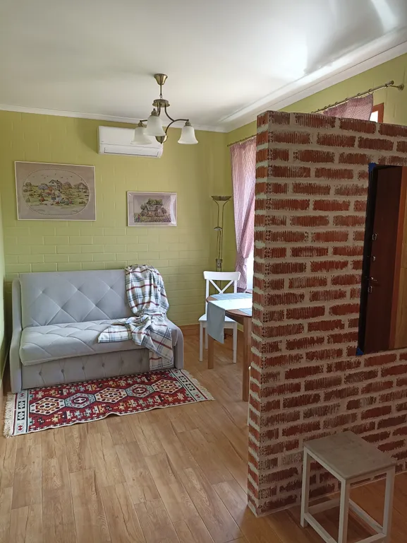 Уютный дом рядом с монастырем , индивидуальным отоплением, теплый пол