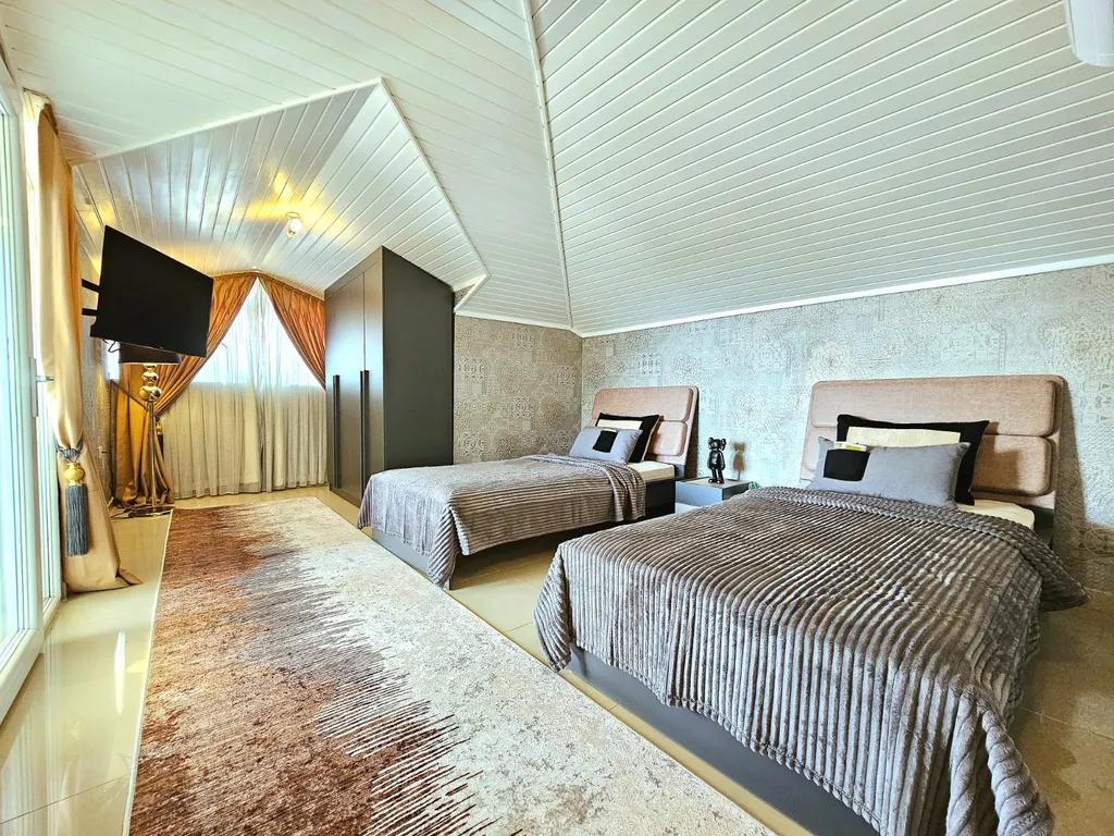 Роскошный пентхаус с дизайнерским ремонтом