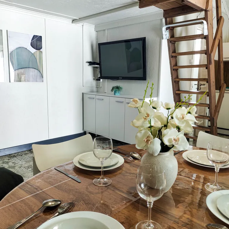 Уютный Домик с Террасой