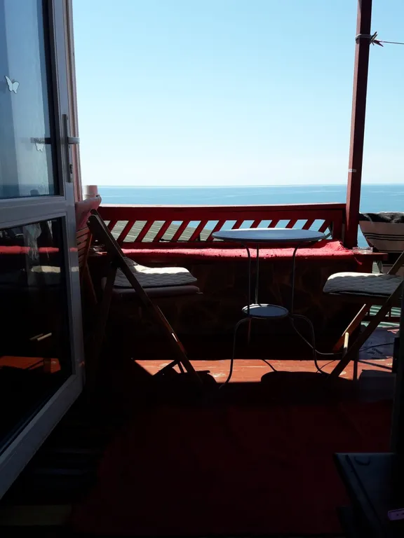 Прекрасная квартира с шикарным видом на море