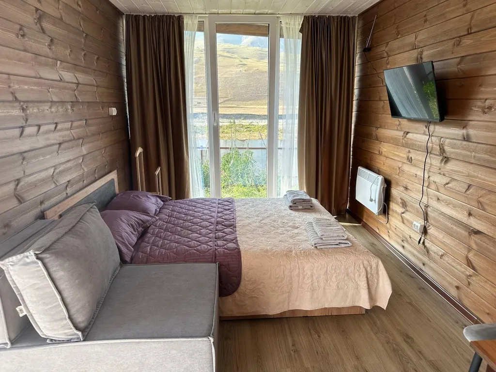 Домик в горах Осетии