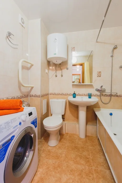 Студия на Савиных, 4а рядом с НИИ Онкологии