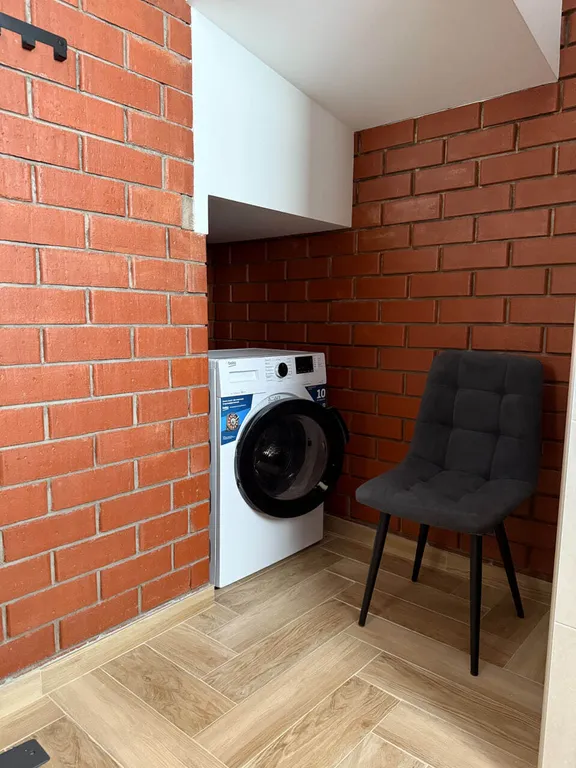 4-комнатный Дом