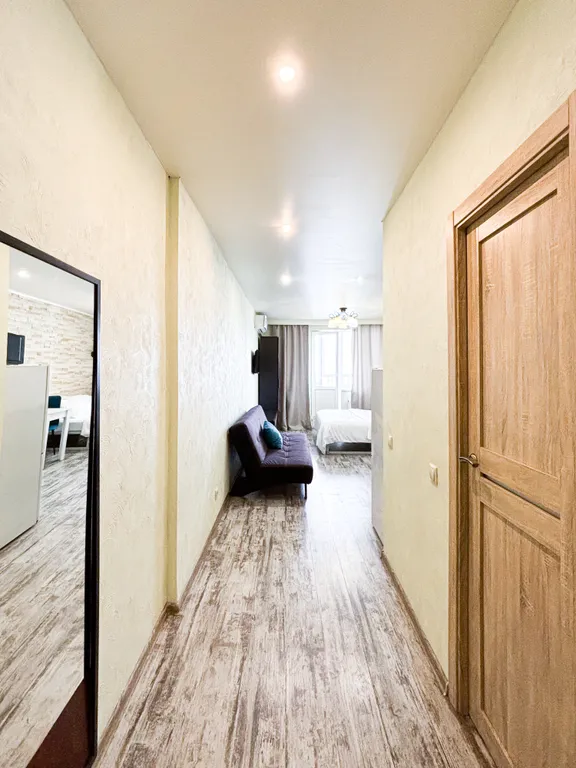 Студия возле ТЦ Мега