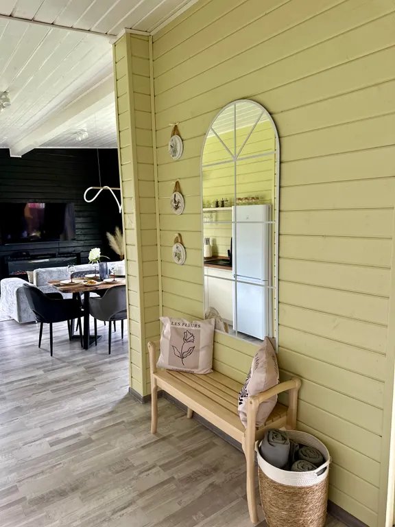 Стильный дом с чаном