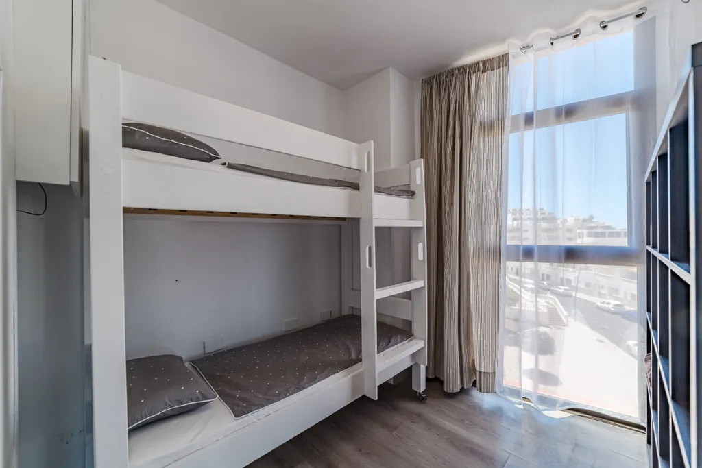 4-комнатная Квартира