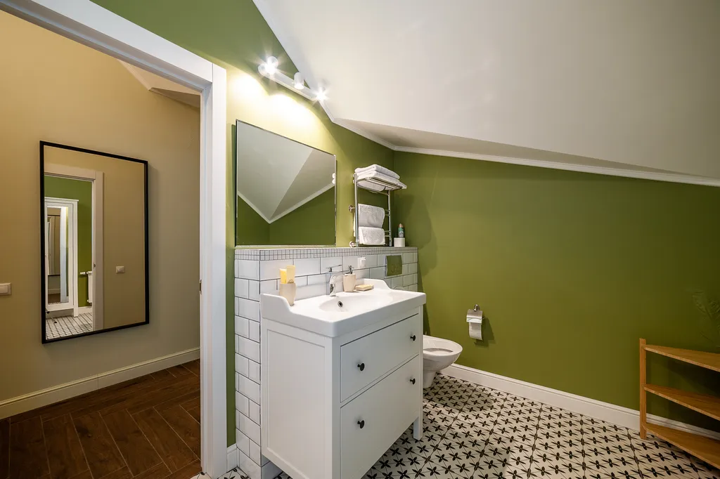 Коттедж 8-комнатный Дом — Голиково