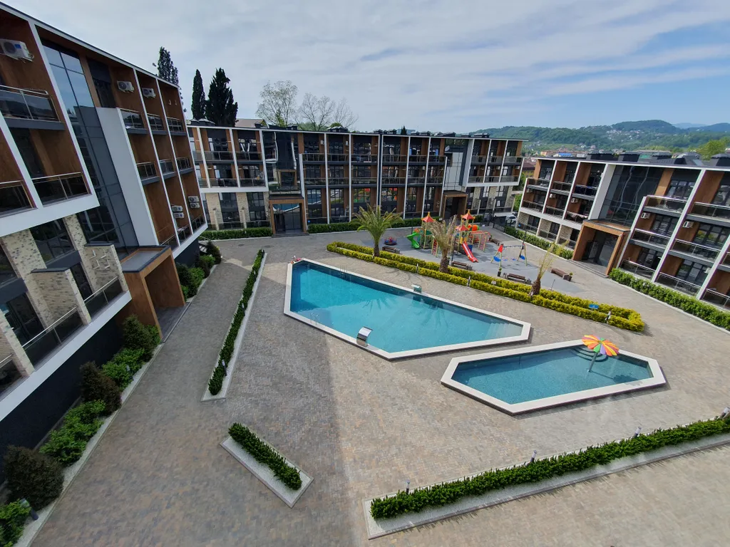 Квартира с бассейном