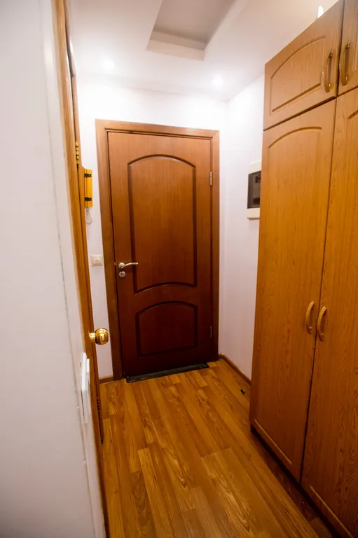 1-комн. Квартира с балконом. Метро, шереметьево, парковка, отчет док