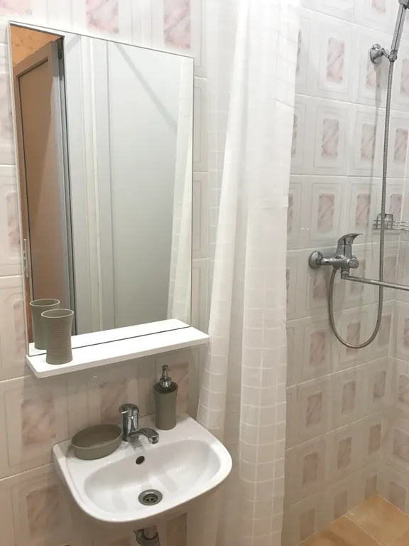 Стандартный номер с душем в гостевом доме у моря в Мисхоре