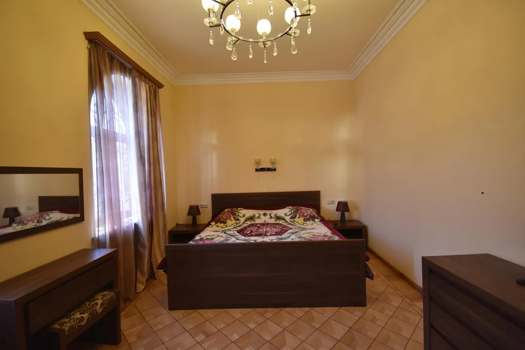 Шикарная вилла с 2-я бассейнами и джакузи