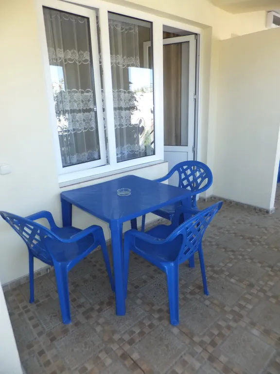 Квартира Квартира 3-х местный номер Полулюкс+ доп.место N12 — Анапа