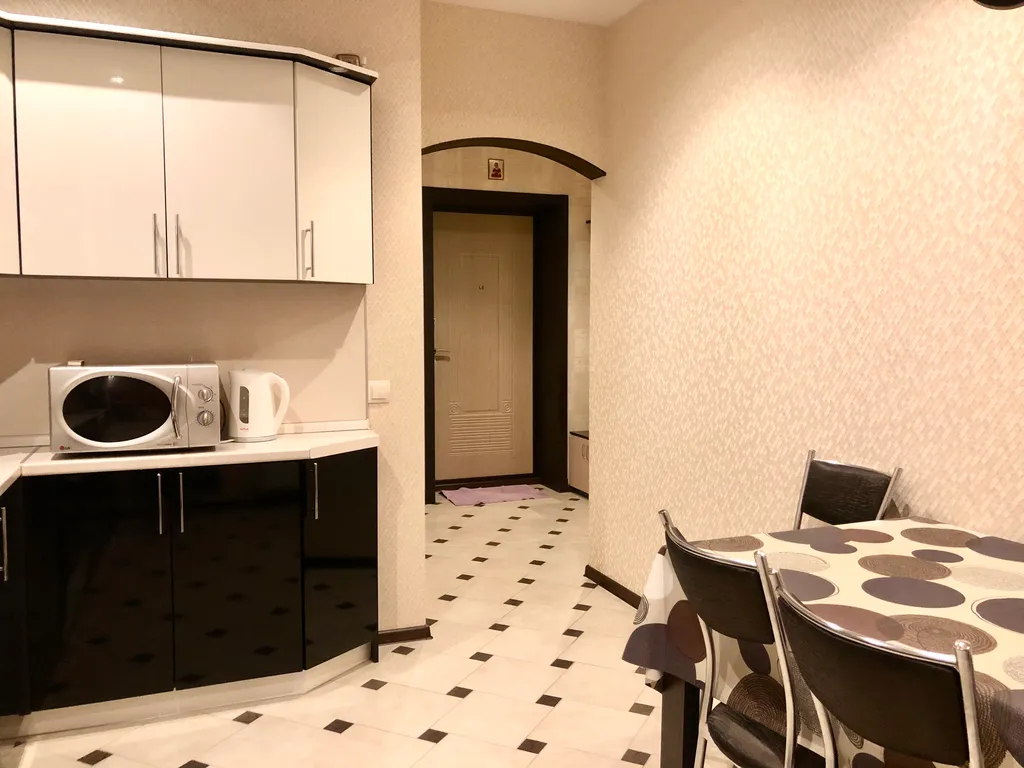 Уютная квартира с хорошим ремонтом близко к центру