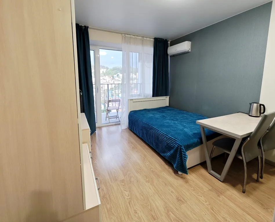 Студия с видом на море