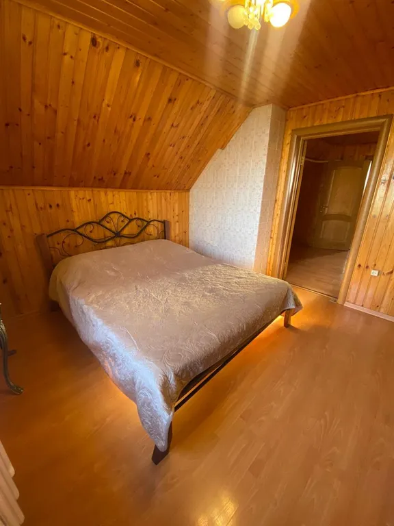 Коттедж Коттедж с большим бассейном — Черное