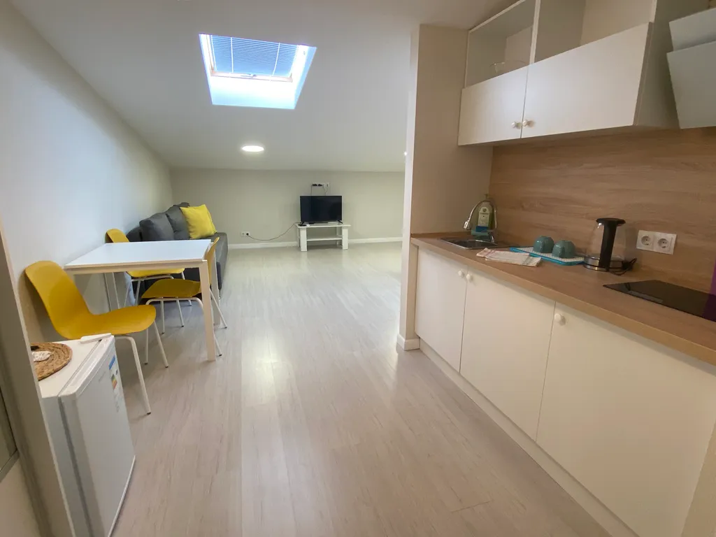 Квартира Уютная квартира с видом на небо и самолеты — Сириус