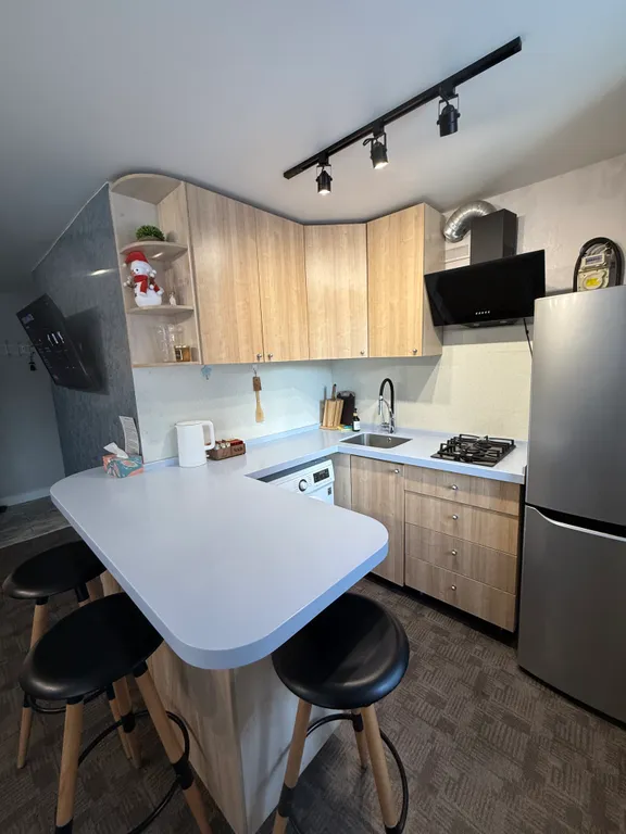 Студия у жд вокзала