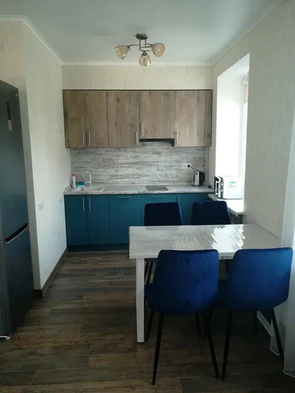 Квартира с видом на гору Железную напротив входа в парк