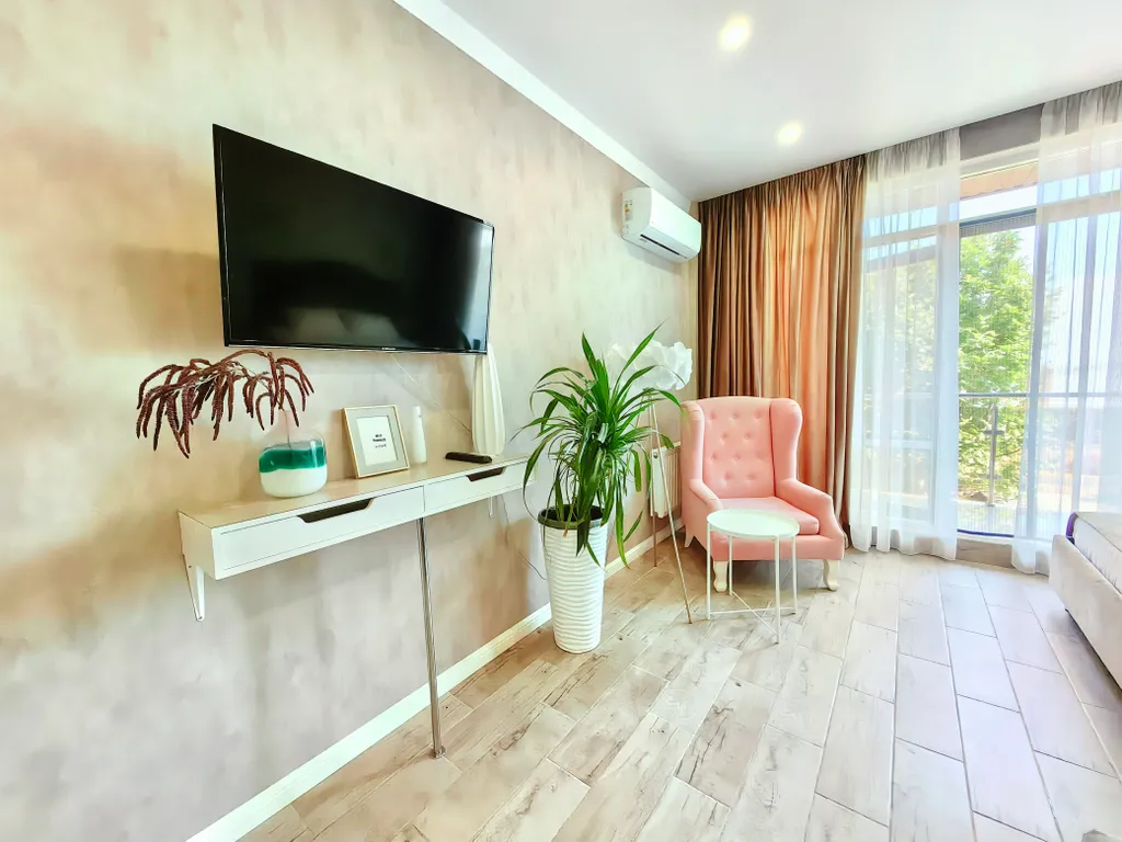 Студия с видом на море