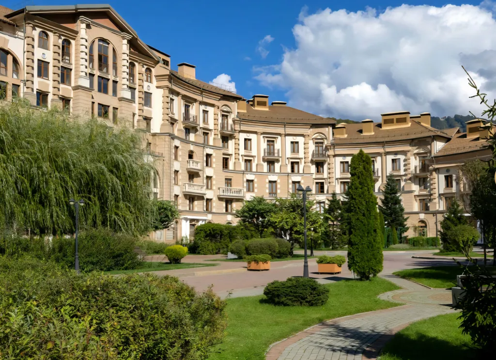 Апартаменты Rouge 540 с видом на горы