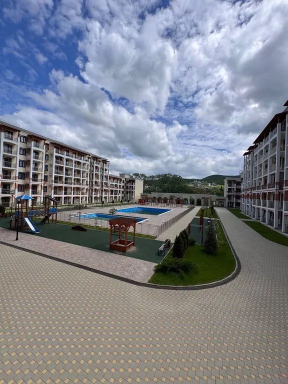 Квартира с позитивной энергетикой и кинотеатром рядом с Кипарисами — аренда посуточно в Сукко