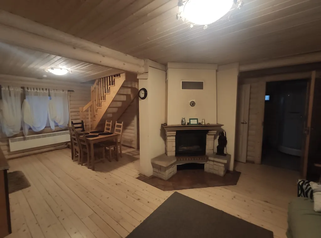 Уютный коттедж в сосновом лесу на берегу Суходольского озера