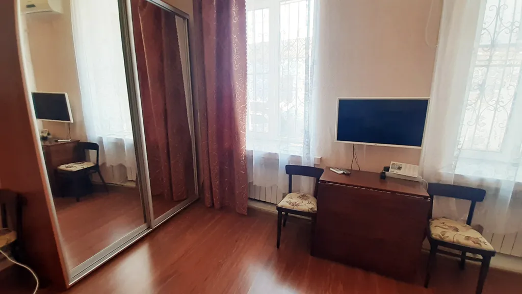 Дом возле набережной Терешкова