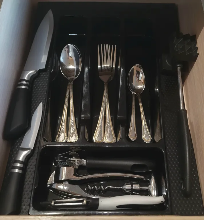 Бюджетная уютная комната-студия в центре с панорамным видом