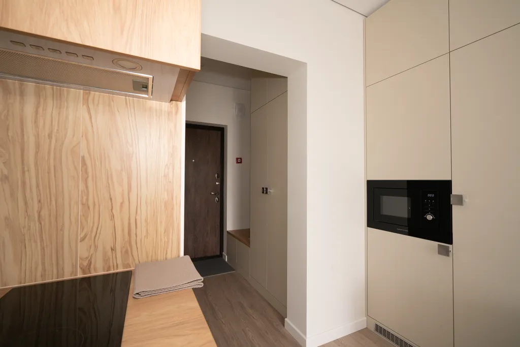 Дизайнерская студия LS-GREEN с боковым видом на море с 13 этажа